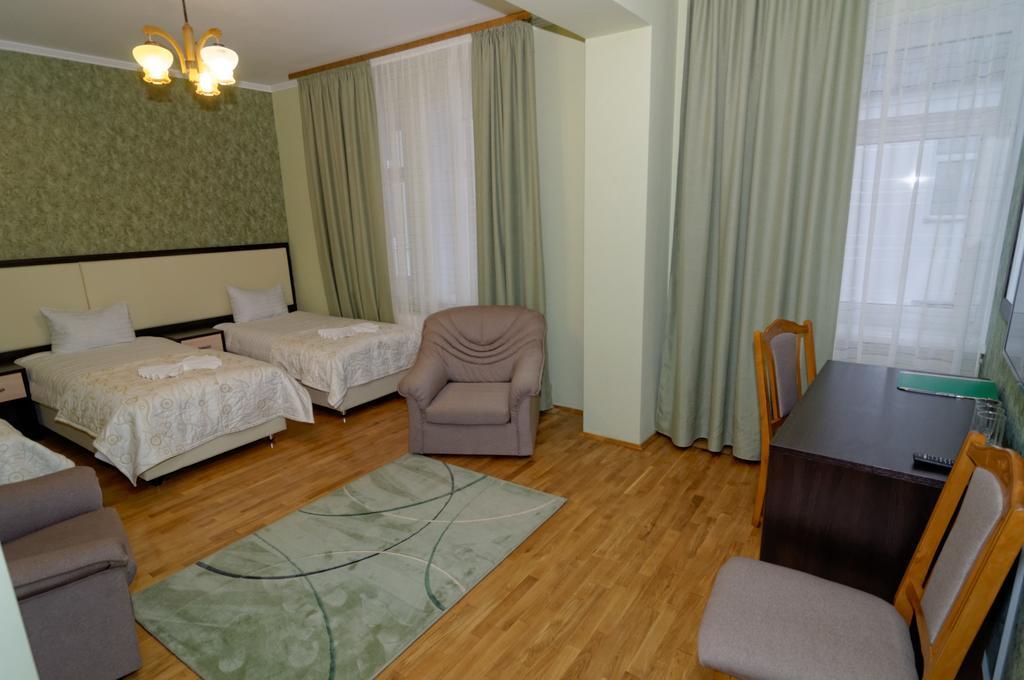 Pysanka Hotel Kolomyia Ruang foto