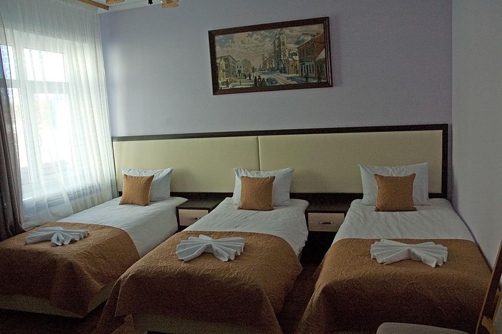 Pysanka Hotel Kolomyia Ruang foto